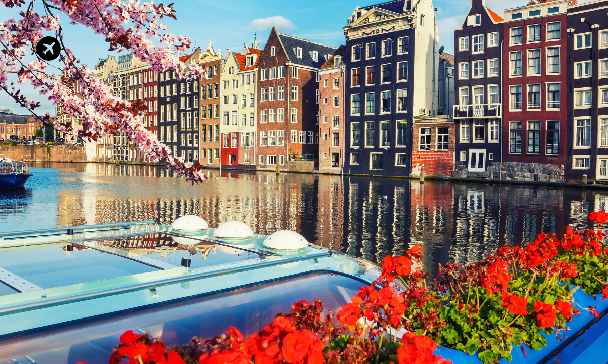 Cheap Business Class Flights from Newark (EWR) to Amsterdam (AMS) | TravelGuzs