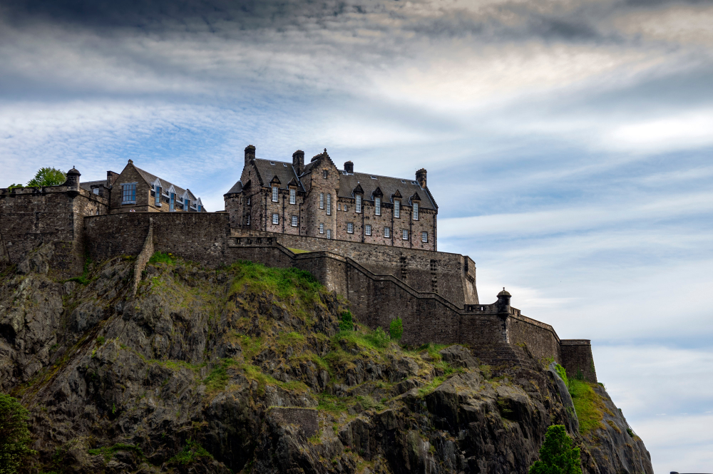 Cheap Business Class Flights From Denver (DEN)  to Edinburgh (EDI)