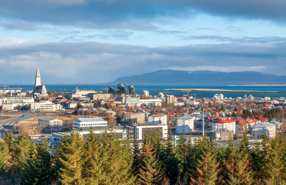 Cheap Flights to Reykjavik (KEF), Iceland