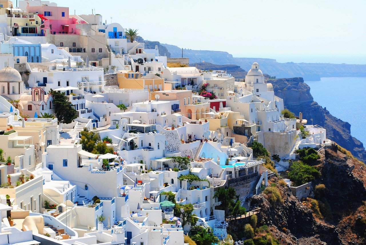 10 Day Greek Islander: Santorini, Mykonos & Athens